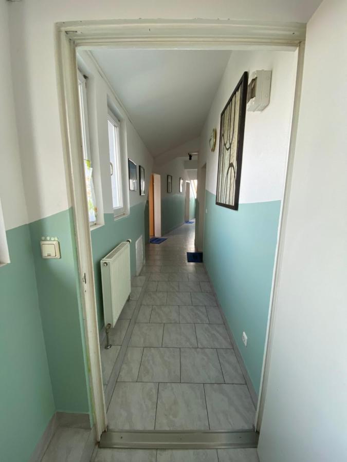 Pension Lizzi Відень Екстер'єр фото